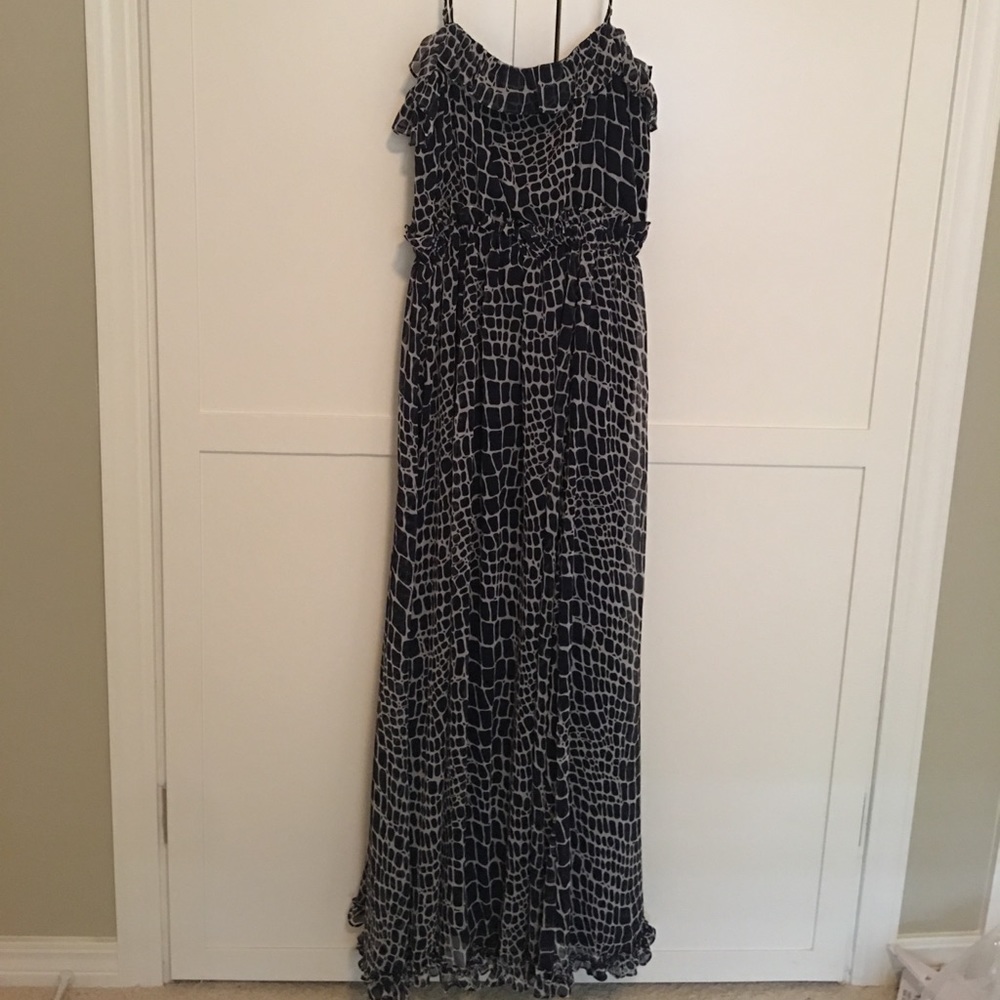 Navy and White Pattern Maxi Dress w/Ruffle Detail